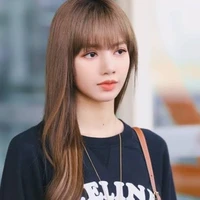 เหม่ยลี่美丽(นางเอก)​