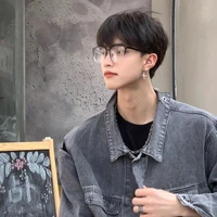 ฟินิกซ์(พ.อตอนใส่แว่น)