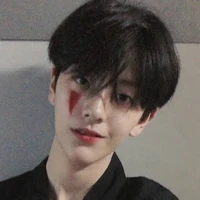 มาร์ค/พี่ชายนางเอก