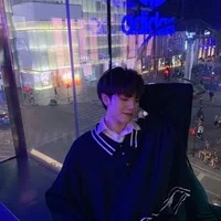 แฟม(เพื่อนพระเอก)