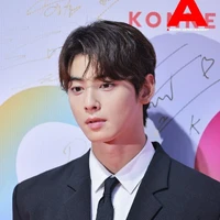 tuan park (daddy Roseanne) 