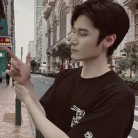 หลิวไห่ควาน{พี่ชายนายเอก}[เพื่อนพระเอก]