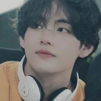 Taehyung-☃️🐻🍉