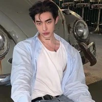 ไนท์(เพื่อน พ.)
