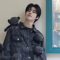 เจมส์(คนที่แอบชอบพีช)