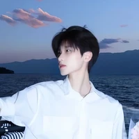 โฟร์(เพื่อนนายเอก)