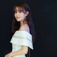 จื่ออี้