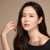พีชญา(แม่คลาวด์)