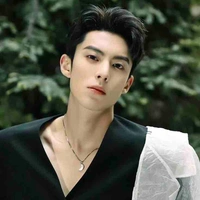 อาร์โนลด์~(หวังเหว่ย)👑🤴