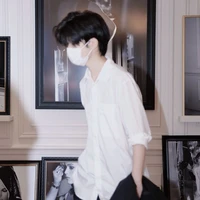 ไค(ผัวพระเอก+คนเล็ก)