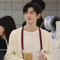 วิน (หมอ เพื่อนพี่ชายนอ.)​