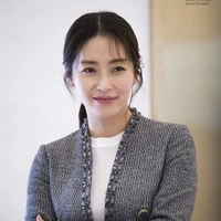 Mrs. Lee Stella
