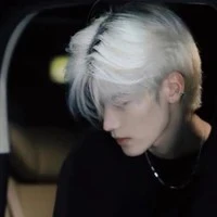 เฉิน/พระเอก