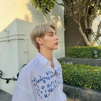 อชิ(พ.นอ+แวมไพร์)