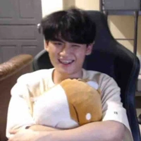 ม่อน