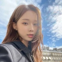 Vania Clarissta Smith