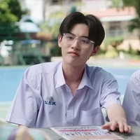 พร้อม:พ.น.อ