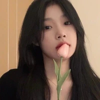 พลอยดาว