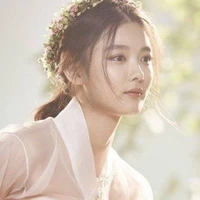 Kim Yoojung