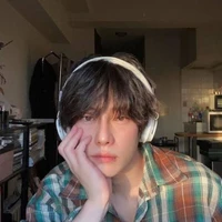 มิน(นายเอก)