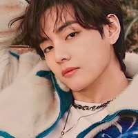Taehyung *Alfa dominante*