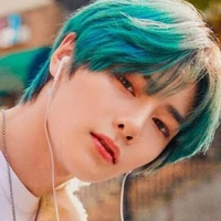 I.N~Jeong-in,Inie~🐺