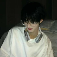 ไอซ์ซี่(นายเอก)