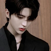 Artric[เพื่อนพระเอก]