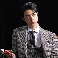 จิน(พี่ชายโปรดปราน)