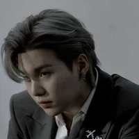 Kim Yoongi |À|