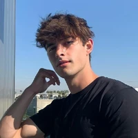 Stiven Robert