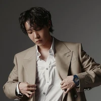 Jung hoseok (JH)