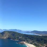 um qualquer 
