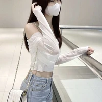 มิ้นท์(พนงผับนางเอก)