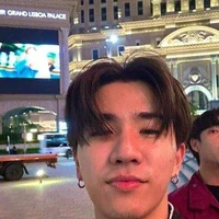 ชิว(เพื่อนพอ)