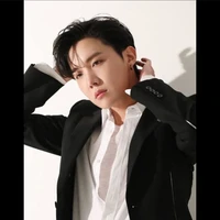 jhope ( likes jimin)
