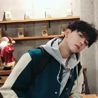 มาคิน