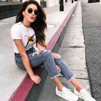 Iris(Bella’s bff)