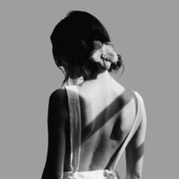 𝗙𝗘𝗠𝗔𝗟𝗘 𝗟𝗘𝗔𝗗