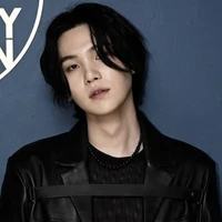 Min yoongi (Elight alpha)