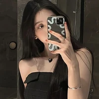 mona