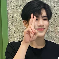 โฟร์ท(นายเอก+แฝดน้อง)
