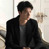 เจ (พ่อพระเอก+เมล)