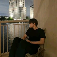 ภัทร (ป๊าฟีเฟย์+ไวโอเล็ต)