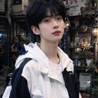 ลมหนาว(นายเอก)