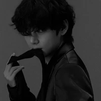 Taehyung/ ML BFF / ML right hand