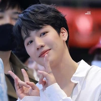 คิวม่อน(คิว)