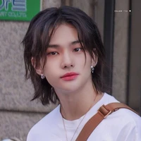 jeon hyunjin/jungkook