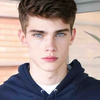 Eduardo Rocher (12años)