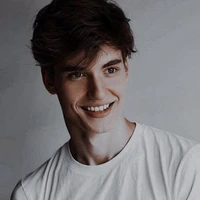 Arlen Parkinson/ml bff